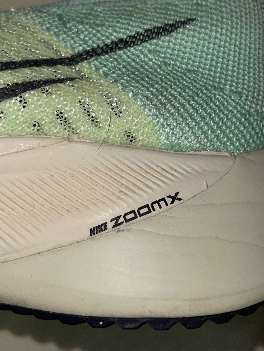 Nike Air Zoom Tempo NEXT% Flyknit sneakers in the Barely Volt/Mint Foam colorway - Picture 6 of 9